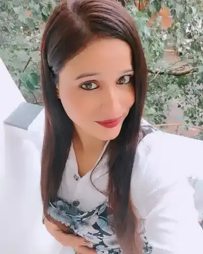Call Girls in Doodh Bowli