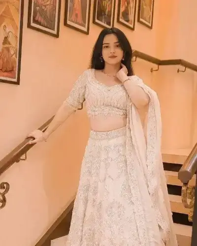 Escort Service In Doodh Bowli
